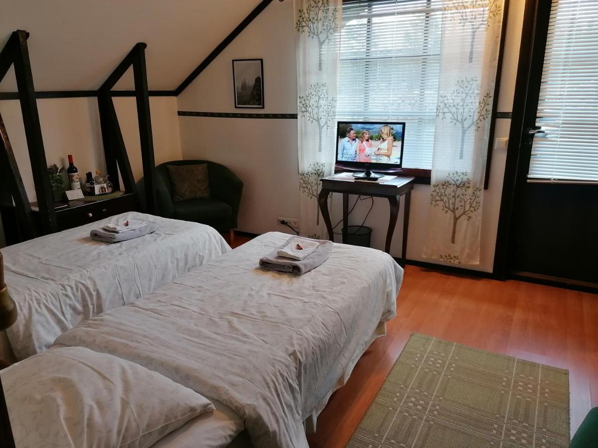 Cronin'S Guesthouse Bed & Breakfast Heinola Esterno foto