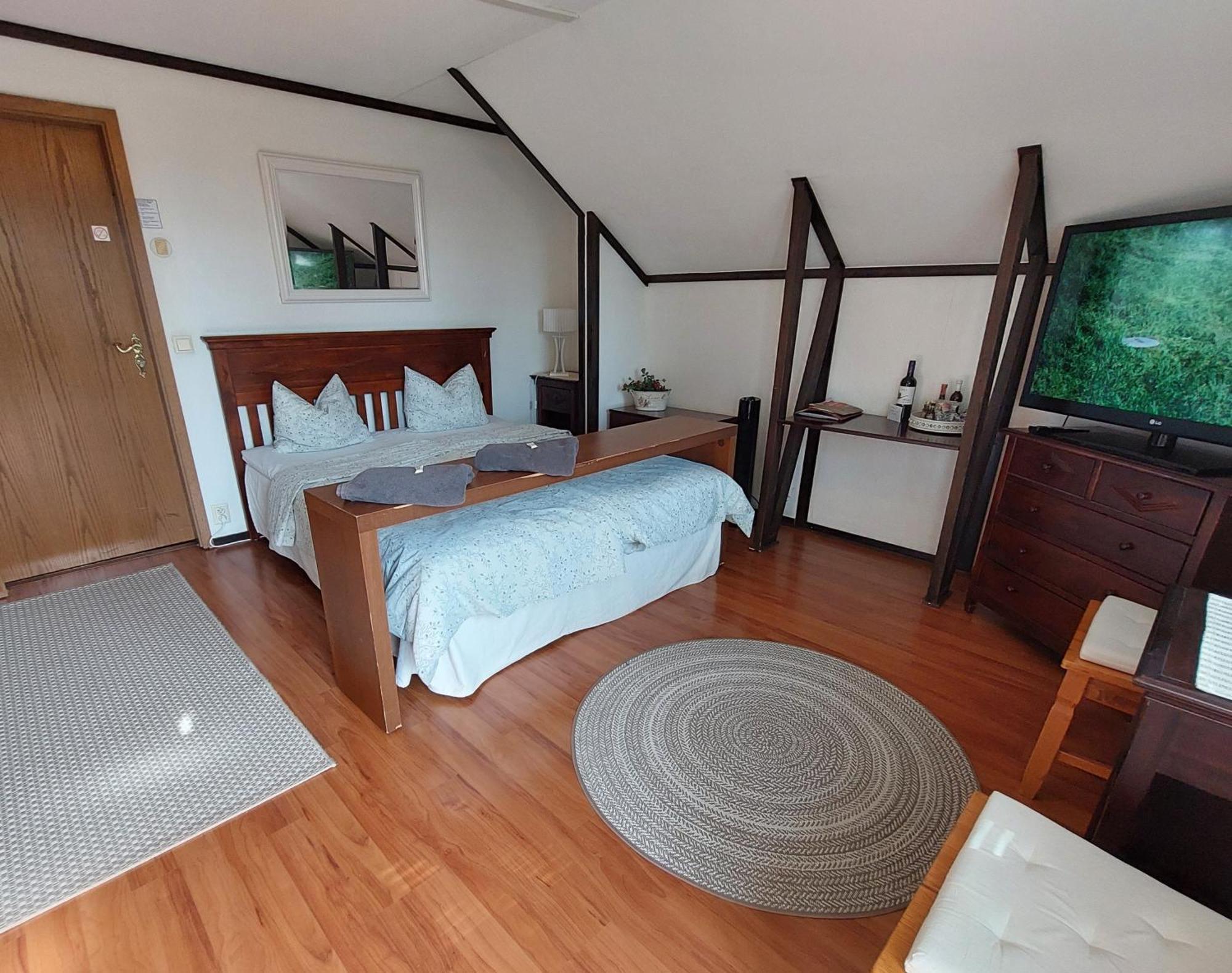 Cronin'S Guesthouse Bed & Breakfast Heinola Esterno foto